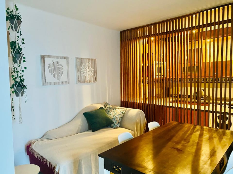 Living room, Photo of the whole room, Seating area, kitchen