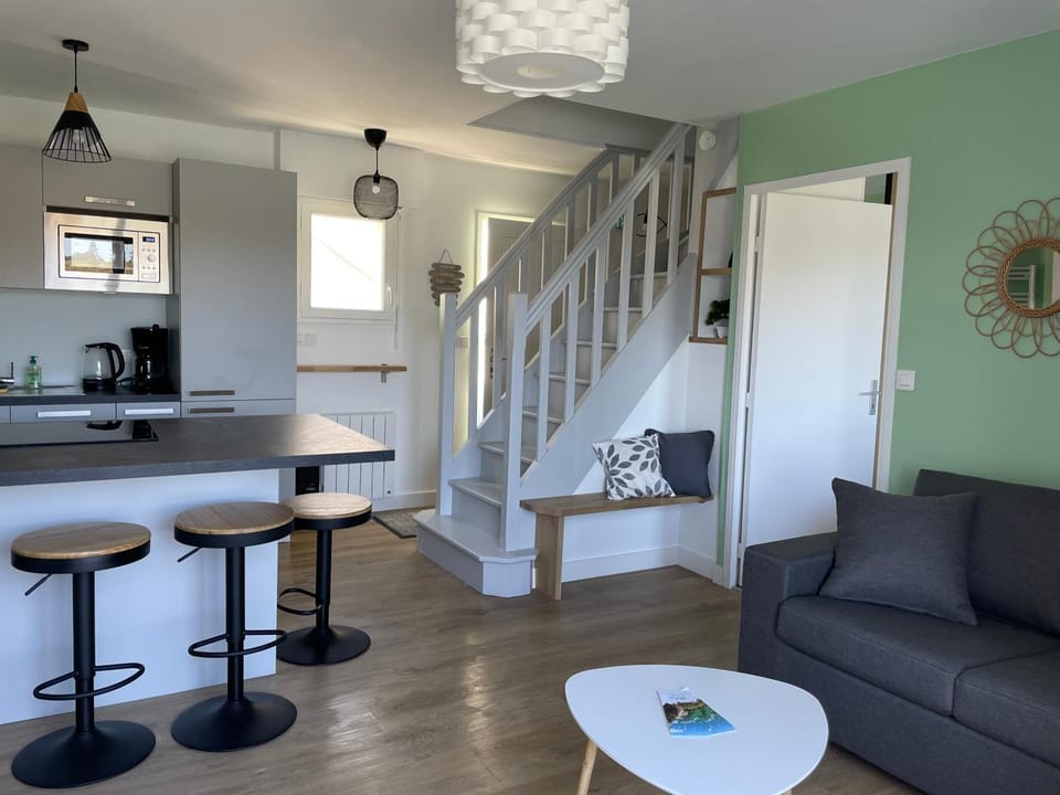 Kitchen or kitchenette, stove, kitchen