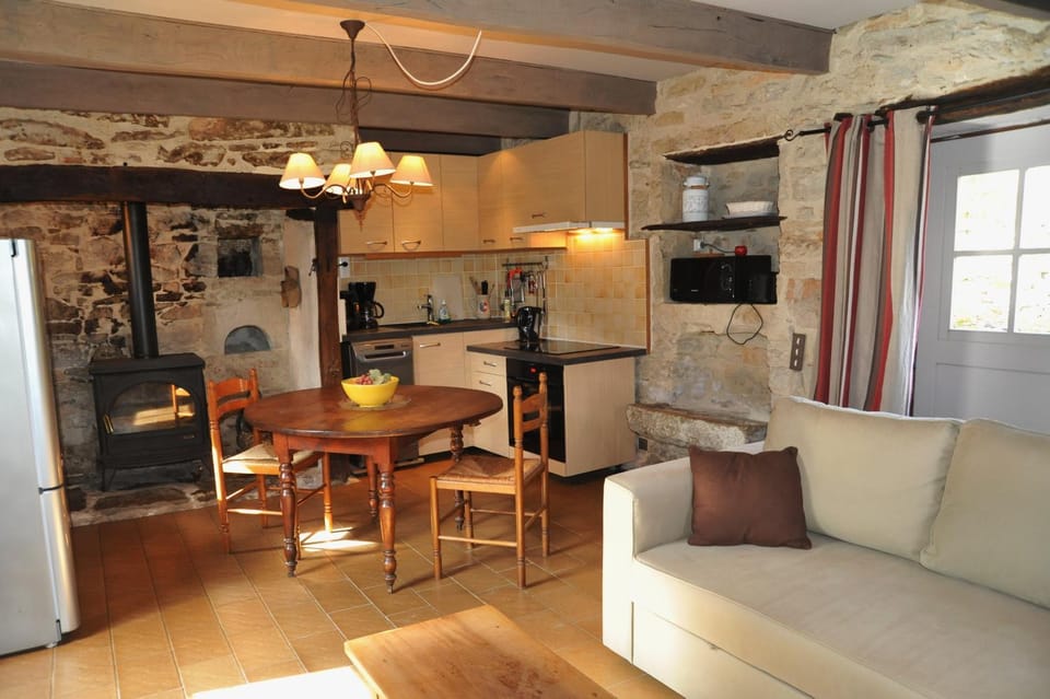 Gites de Combarel House in Occitanie