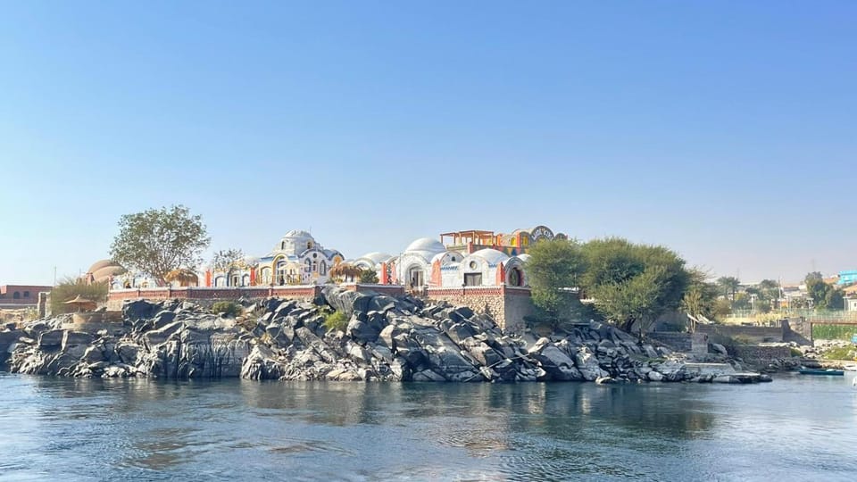 Property building, Natural landscape, River view