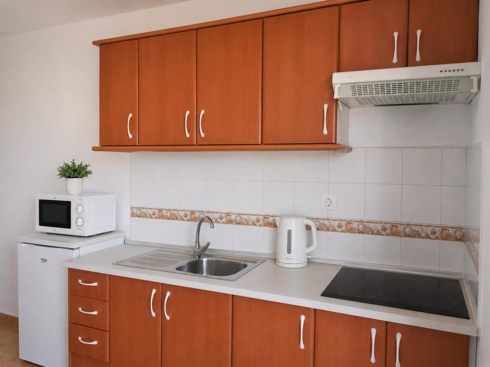 Perfectly located apartment with pool Apartment in Playa de las Americas