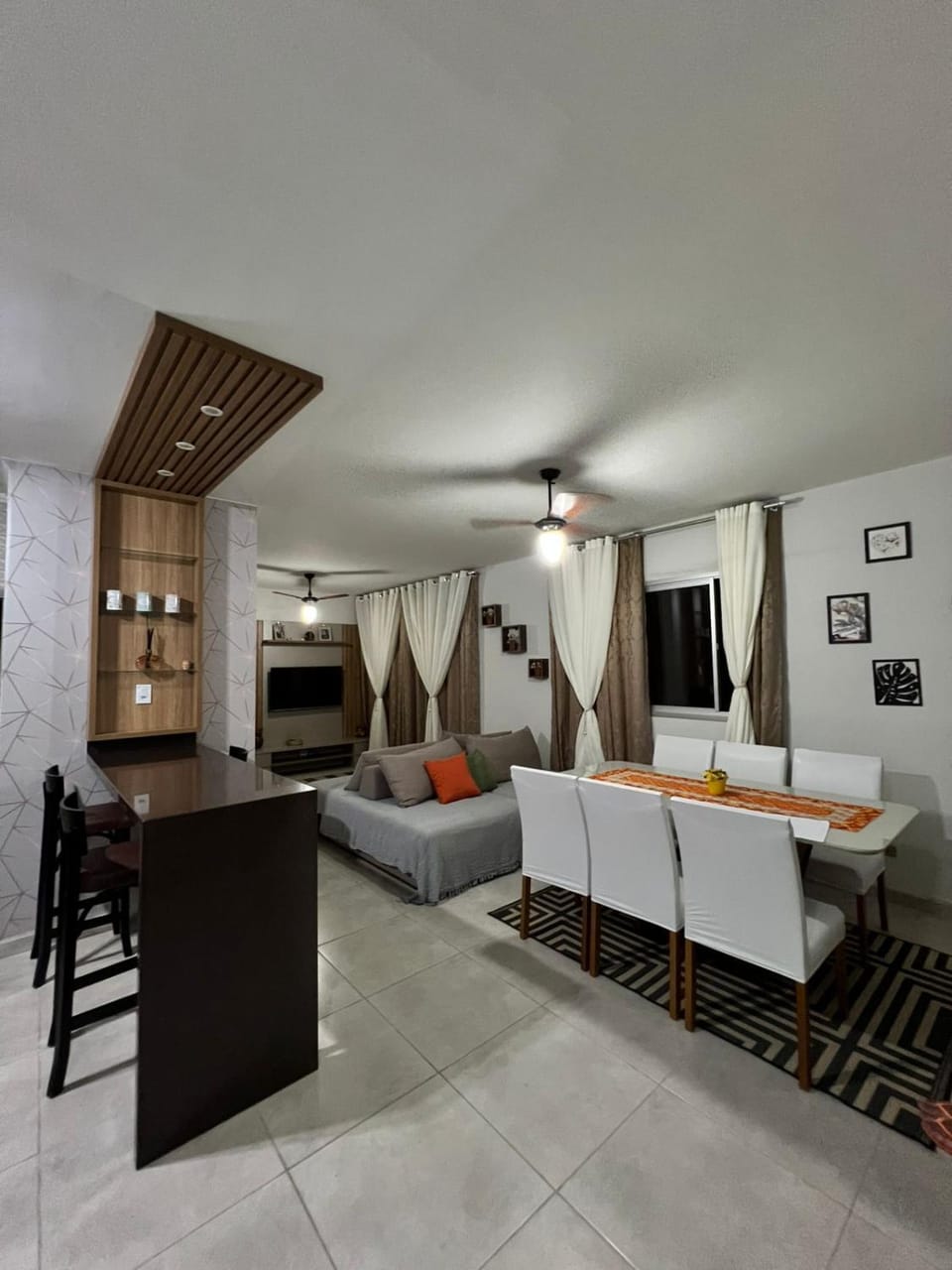 Communal lounge/ TV room, Living room, Dining area