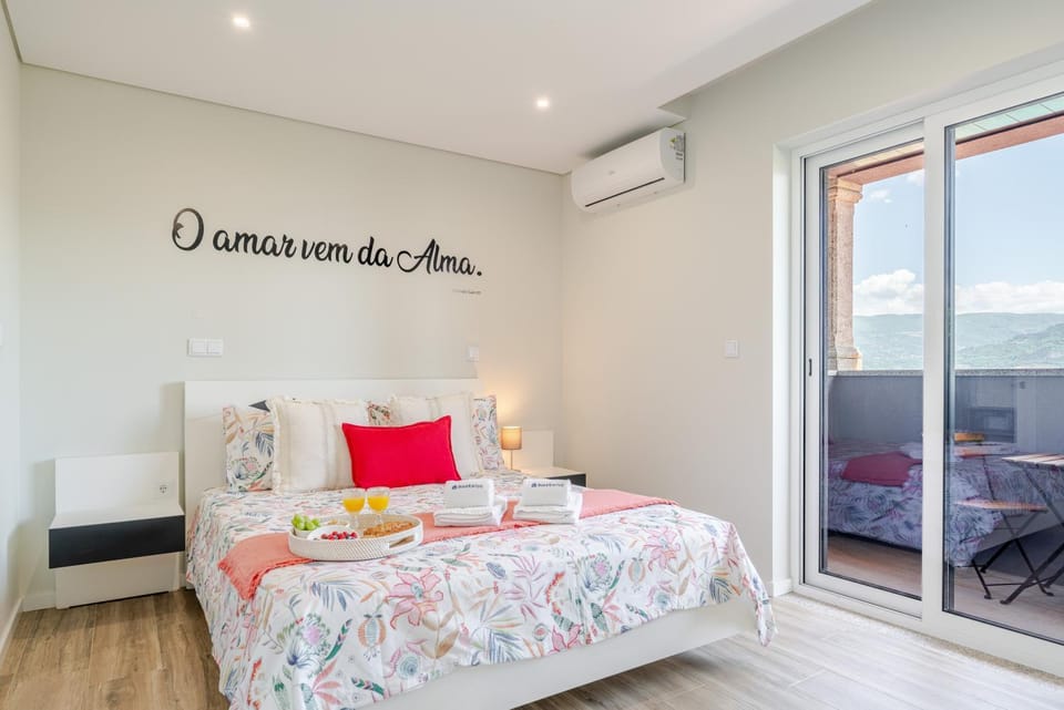 Bed, Balcony/Terrace, Bedroom, air conditioner