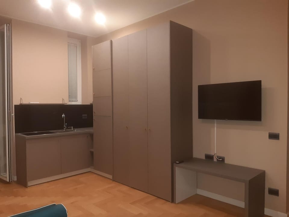 Catenica Apartment in Milan