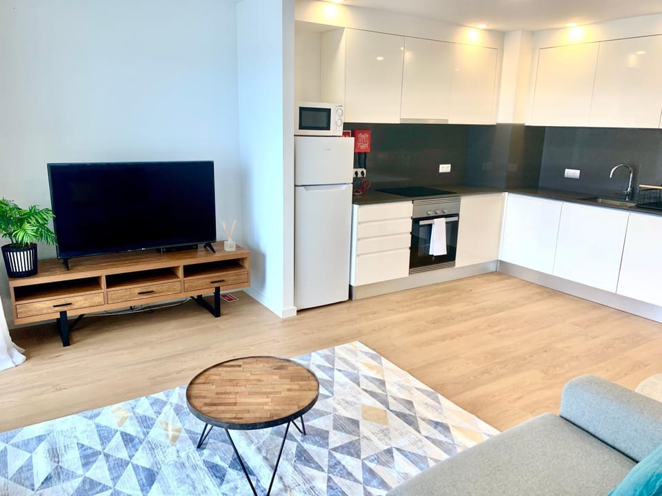 Kitchen or kitchenette, Living room