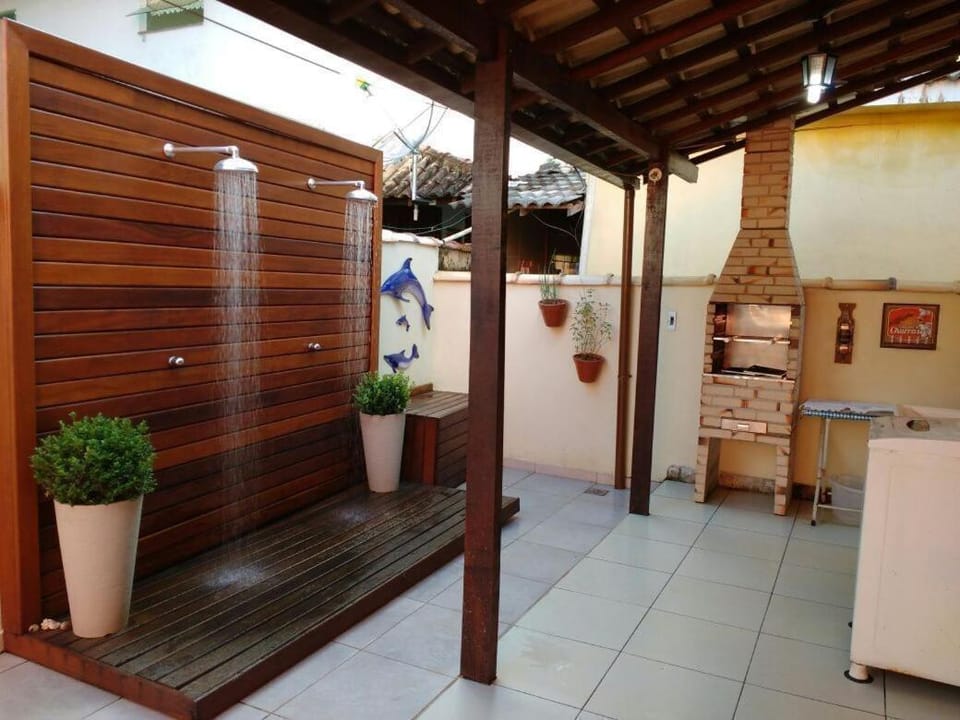 Shower, BBQ facilities