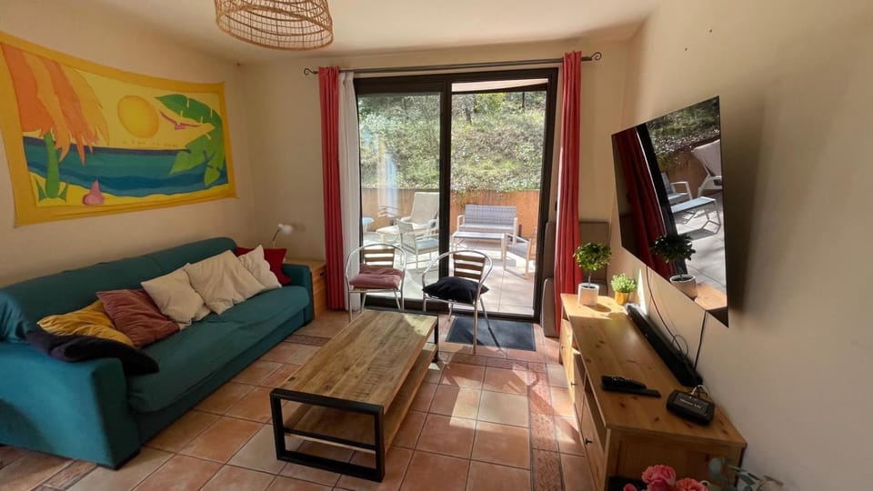 Villa Salagou - Vue sur le lac - Liausson 34800 - 6-8 pers - 100m2 House in Occitanie