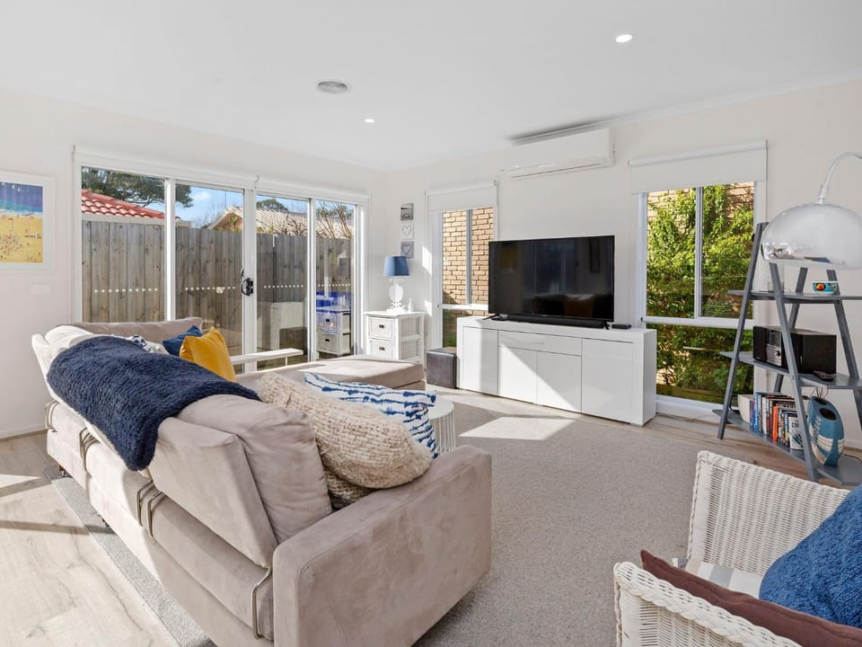 Hummingbird House in Melbourne