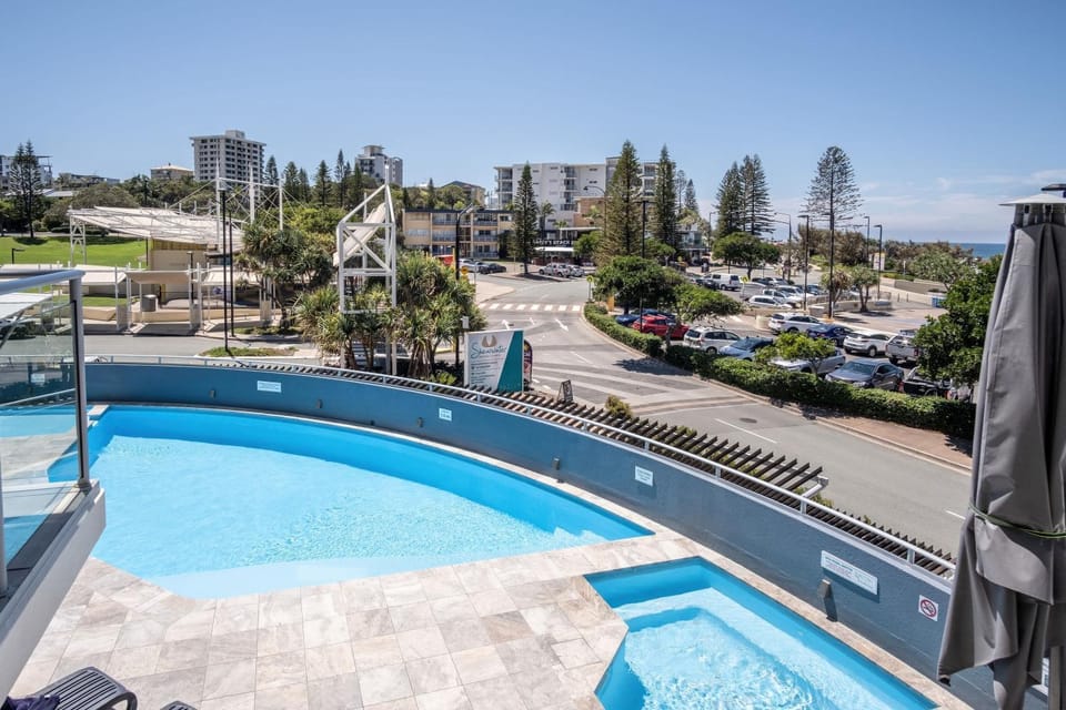Hot Tub, Pool view, Sea view, Swimming pool, Swimming pool, Location