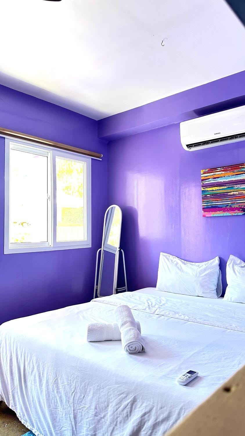 Bed, Bedroom, air conditioner