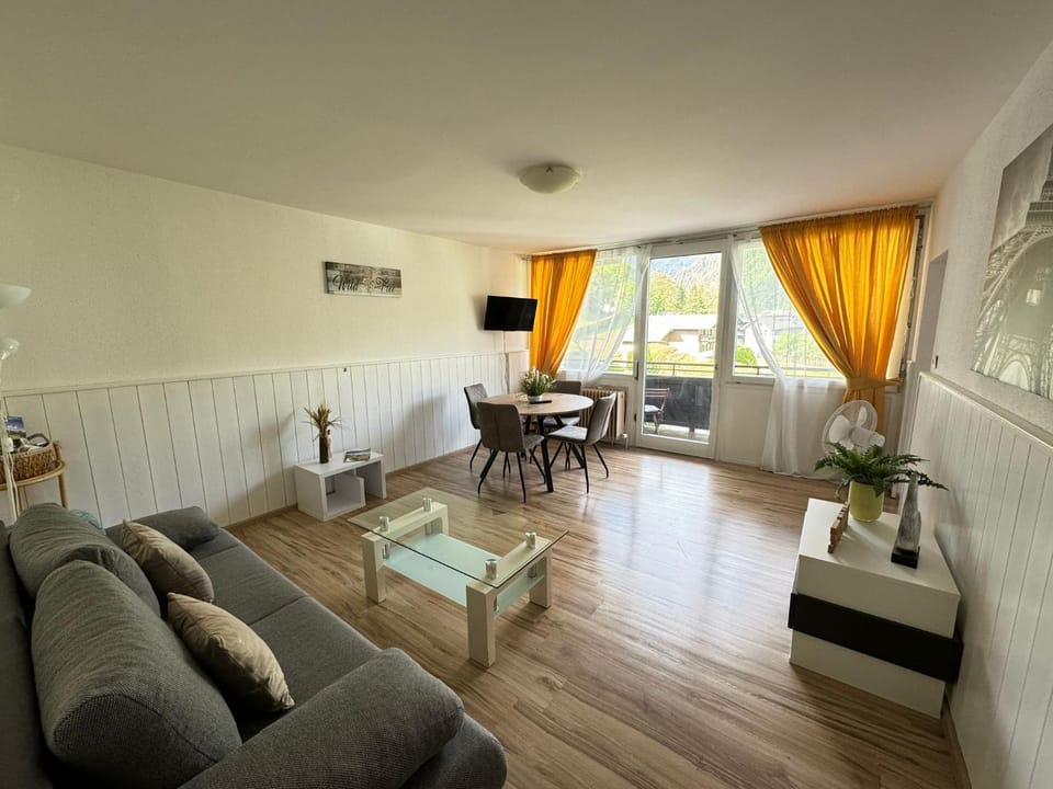 Balcony/Terrace, Living room, Dining area