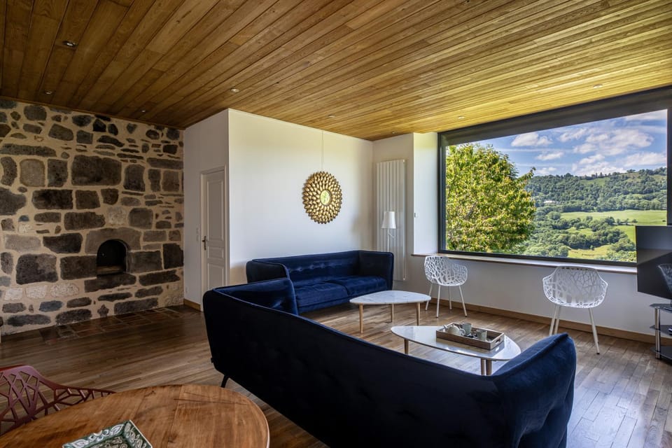 Living room, Mountain view