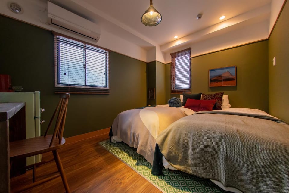 Bed, Bedroom, air conditioner