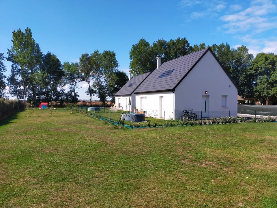 Property building, Garden