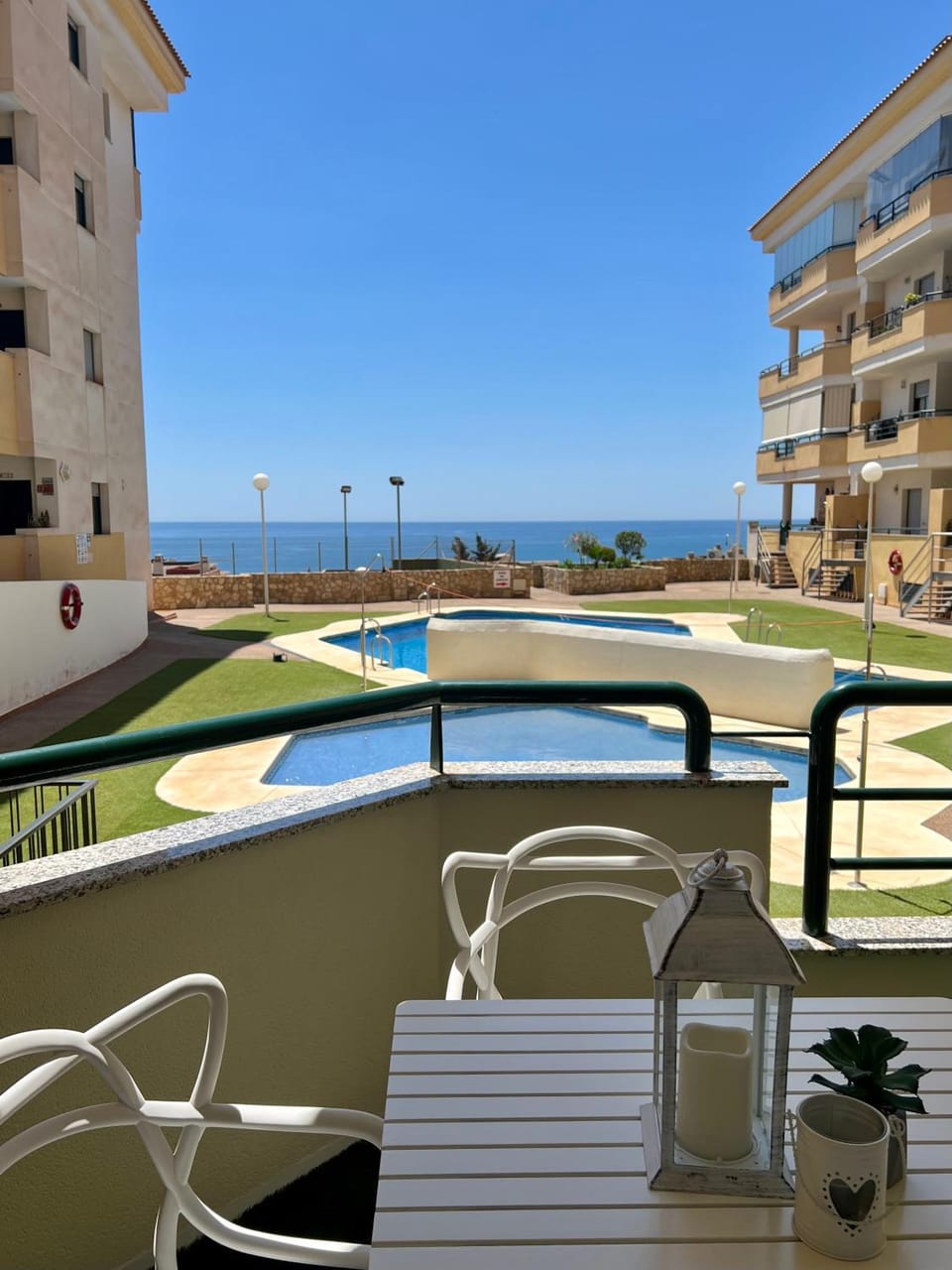 Balcony/Terrace, Swimming pool