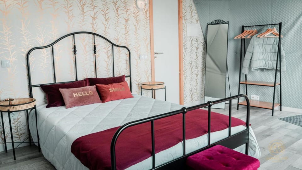 Guimaglamp Luxury tent in Porto District