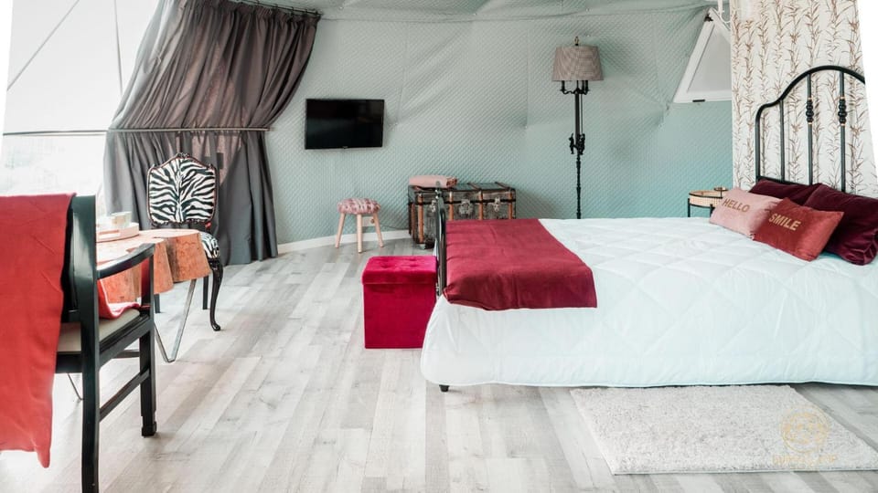 Guimaglamp Luxury tent in Porto District