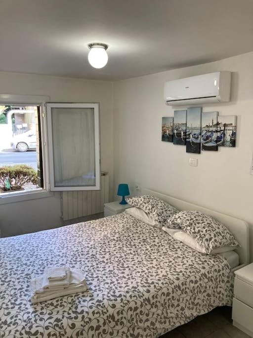 Venezia, 15 minutes from Venice, Parking,Shuttle airport, Train station Bellini Apartment in Venice