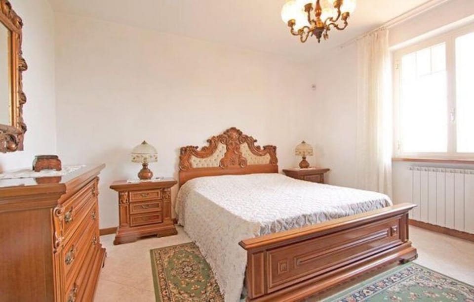 Villa Las Palmas by Nicola Real Estate House in Emilia-Romagna