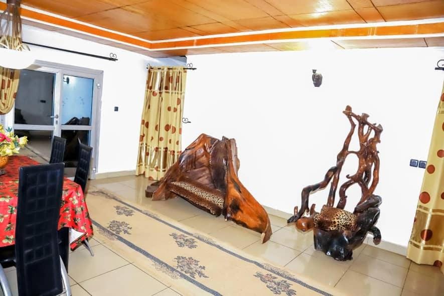 Ocean Breeze Villa in Cameroon