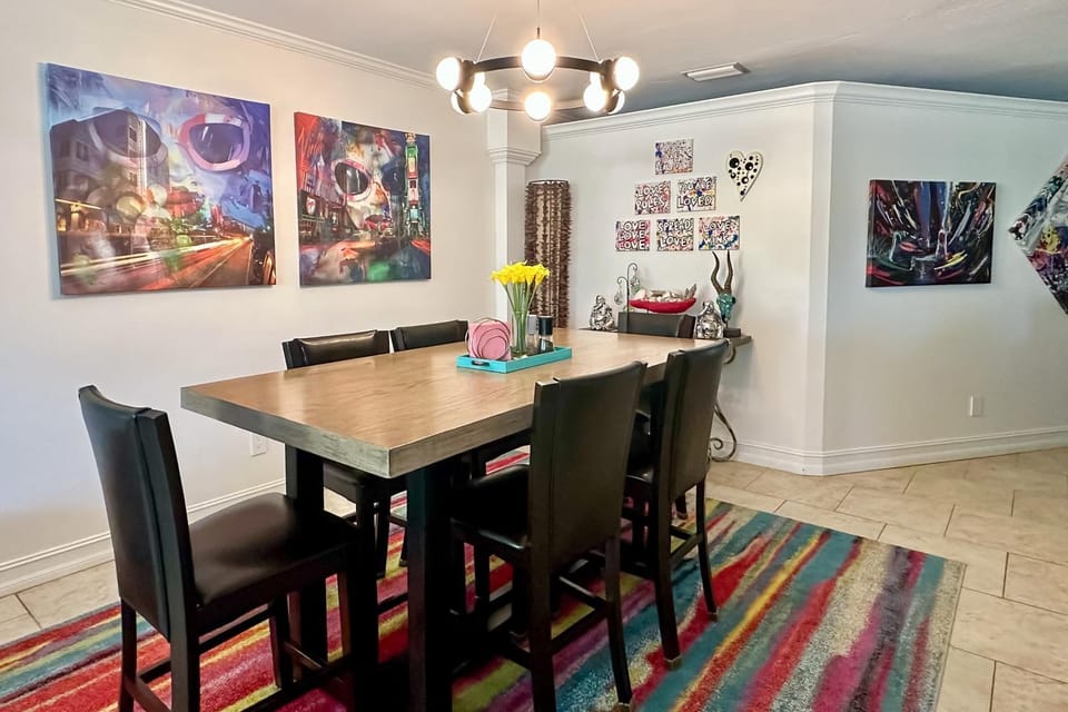 1 Mi to Dtwn: Sun-Soaked Cape Coral Getaway! House in Cape Coral