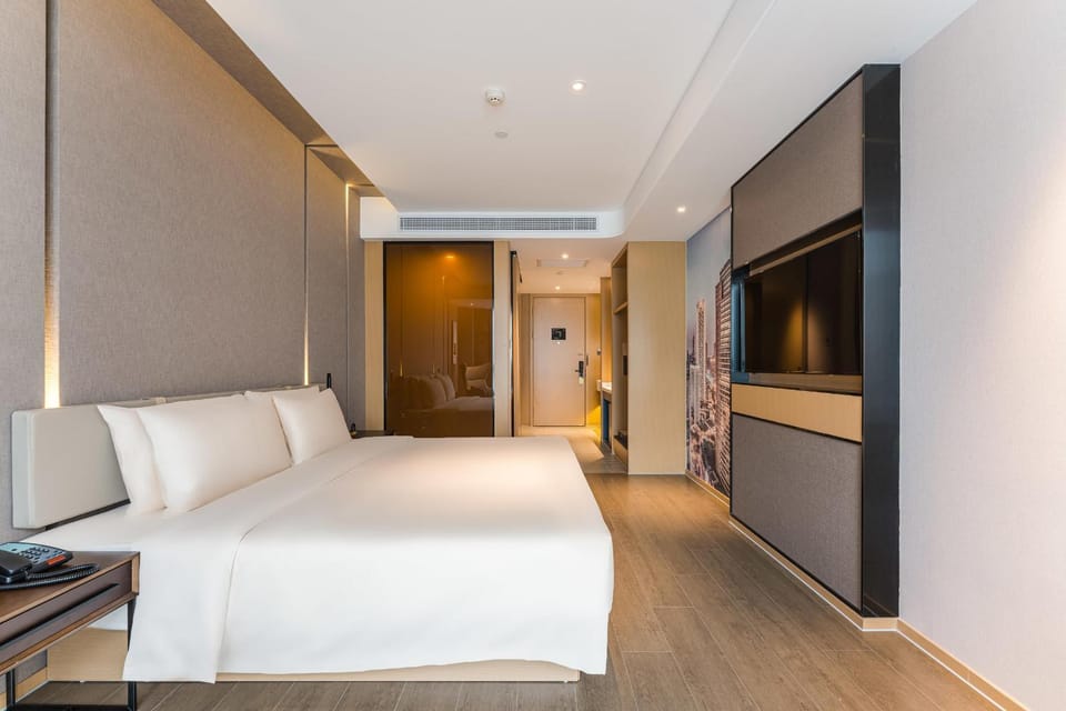 Atour Hotel Nanjing Xianlin Center Jinying Plaza Hotel in Nanjing
