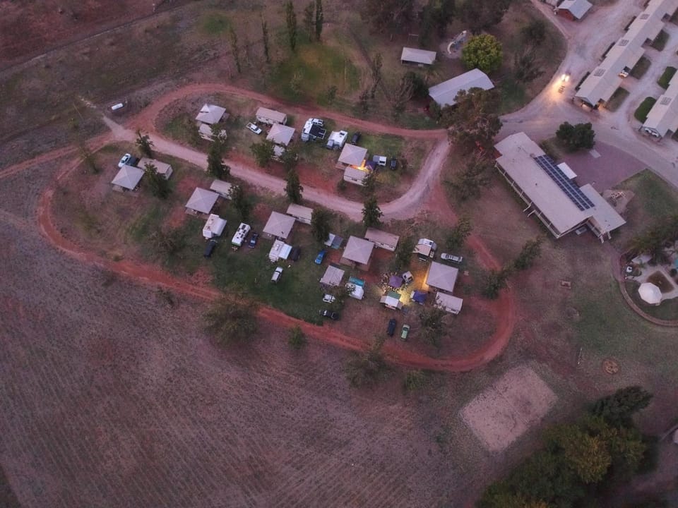 Hilltop Resort Campground/ 
RV Resort in Victoria