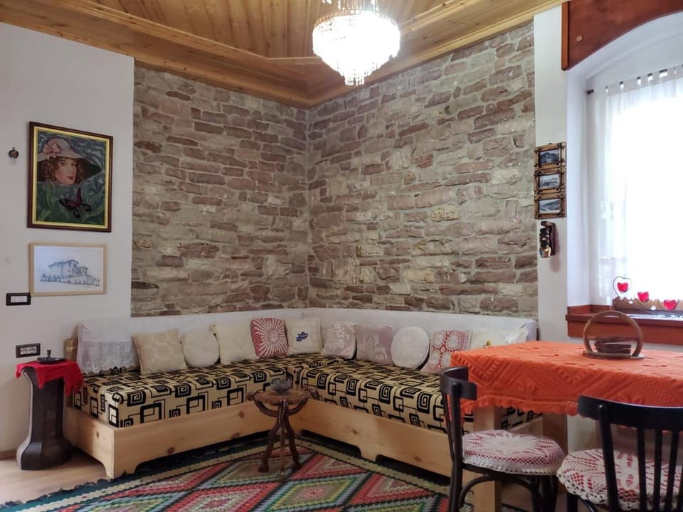 Aria Guesthouse Villa in Vlorë County, Albania