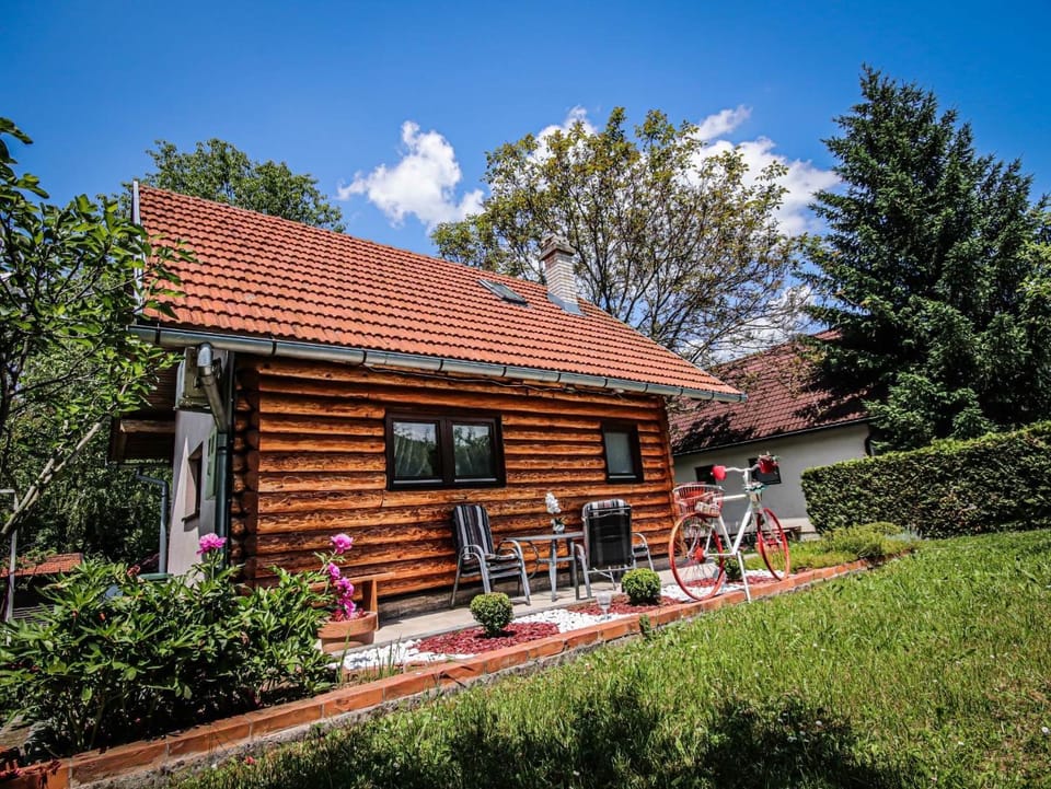 Home Eden Dobrenica House in Lika-Senj County