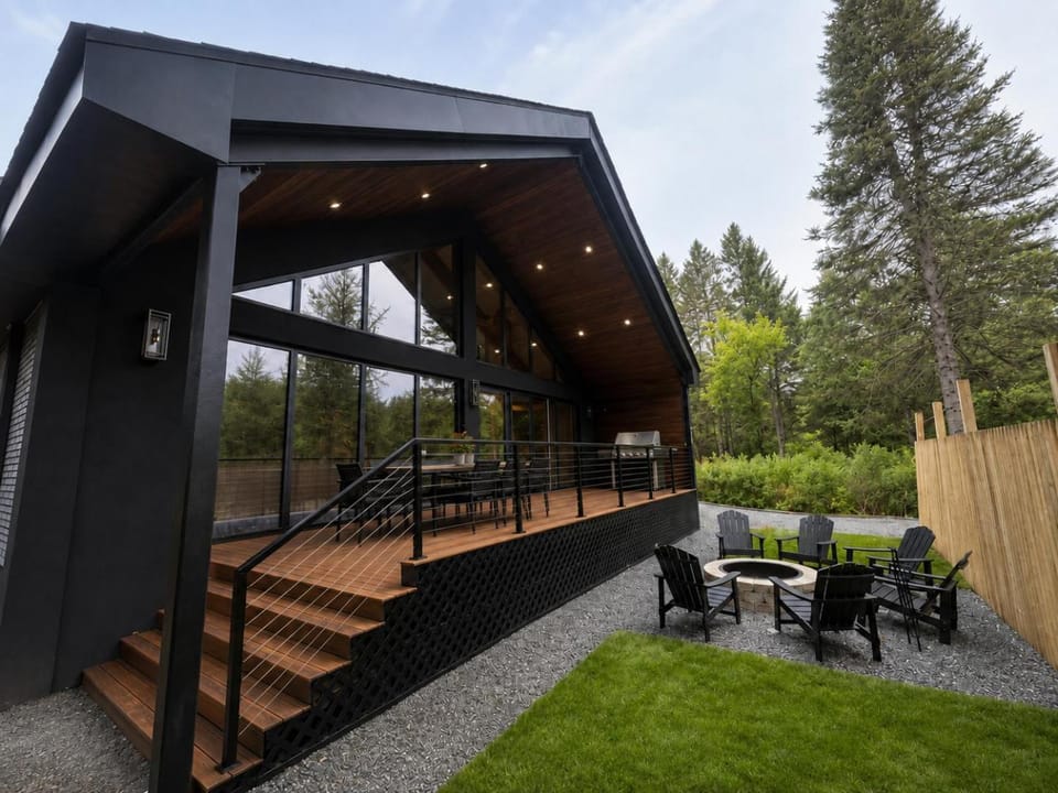 Alpine Lodge - Lake Placid, Mirror Lake House in Lake Placid