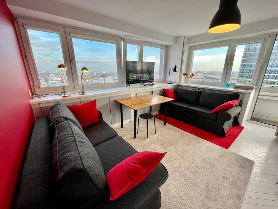 SAWA 3 Metro x2 fast WiFi 50'TV Netflx HBO AppleTV+ AmazonTV Apartment in Warsaw