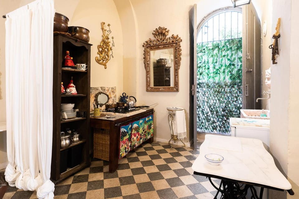 Kitchen or kitchenette