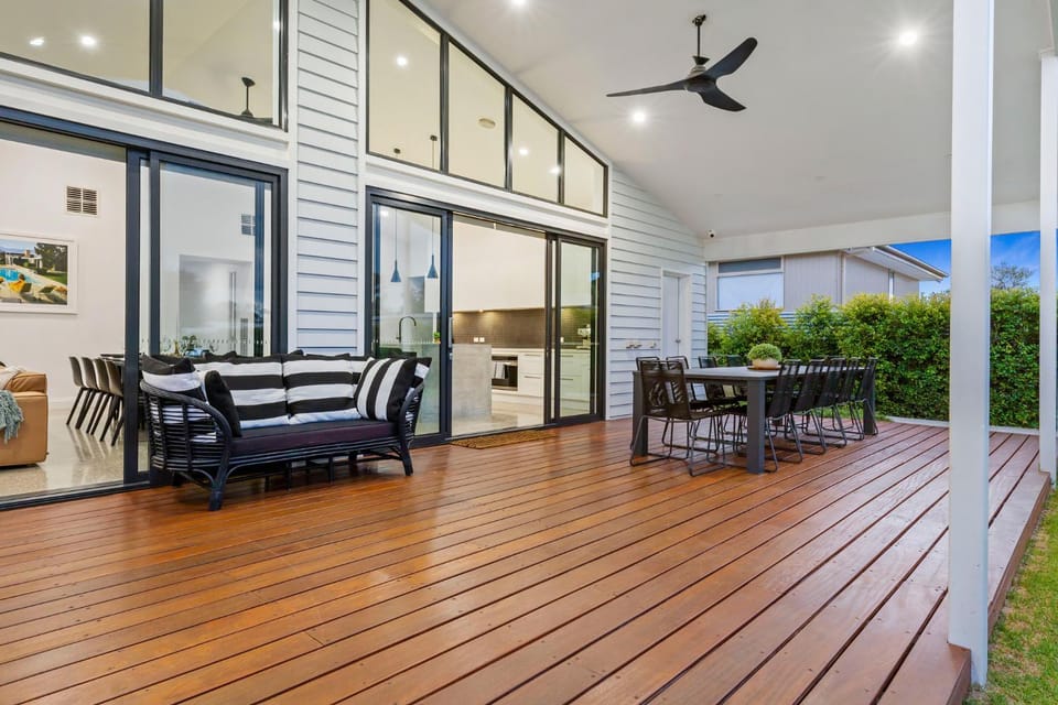 Patio, Garden, Seating area, Garden view