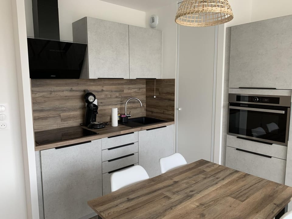 Appartement T2 Centre Ville avec Parking - Fort-Mahon-Plage - FR-1-482-94 Apartment in Fort-Mahon-Plage