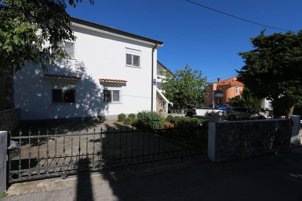 Property building, Parking