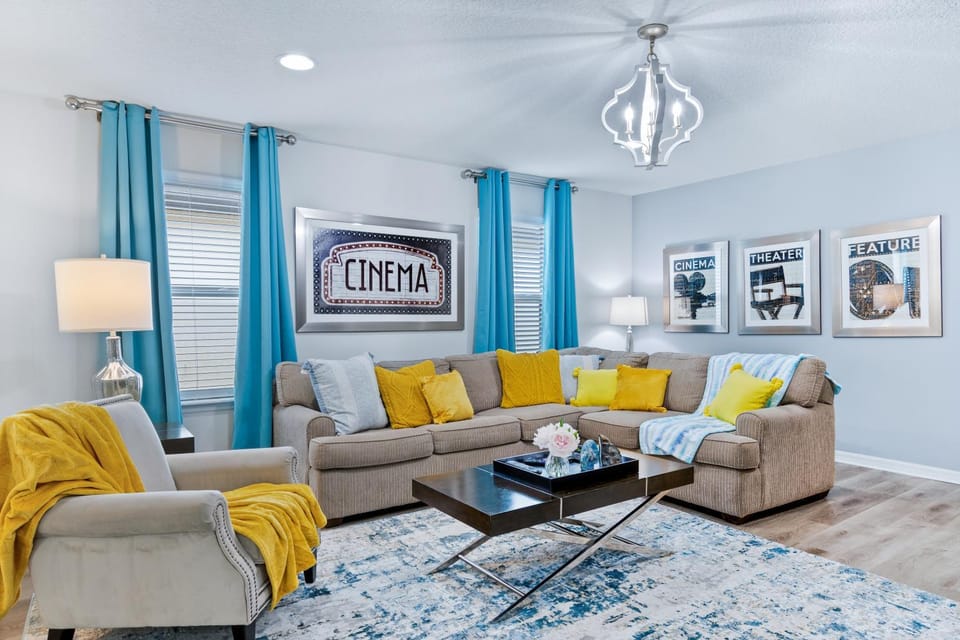 TV and multimedia, Living room, Seating area, fireplace