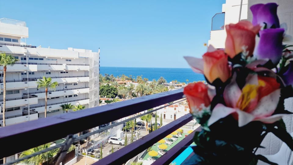OLYMPIA STUDIO, OCEAN VIEW House in Costa Adeje
