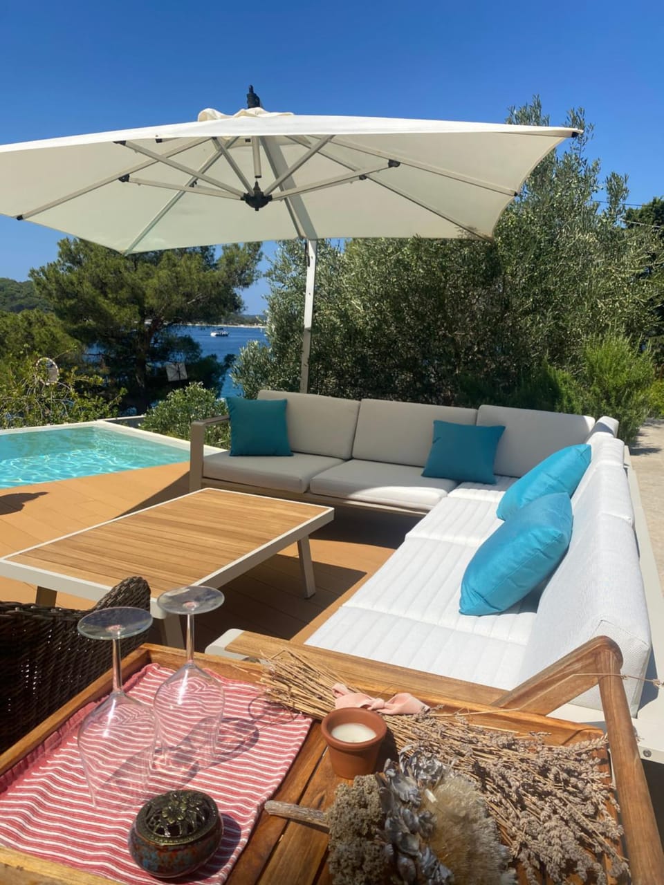 Seating area, Swimming pool