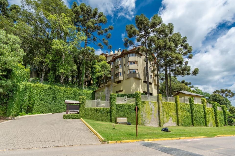Rosa Edifício Lagos de Gramado Apartment in Gramado