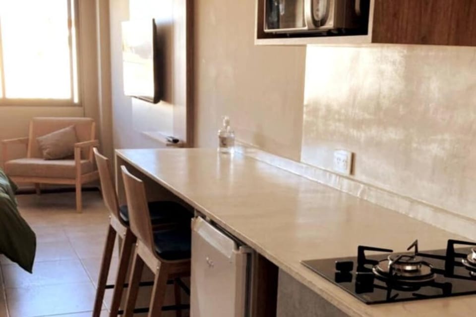 Kitchen or kitchenette, Seating area