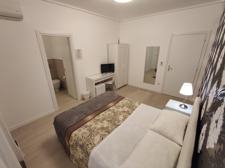 SAMI Rooms - Teatro a 400 mt - Ortigia a 1500 mt - Bed and Breakfast in Syracuse
