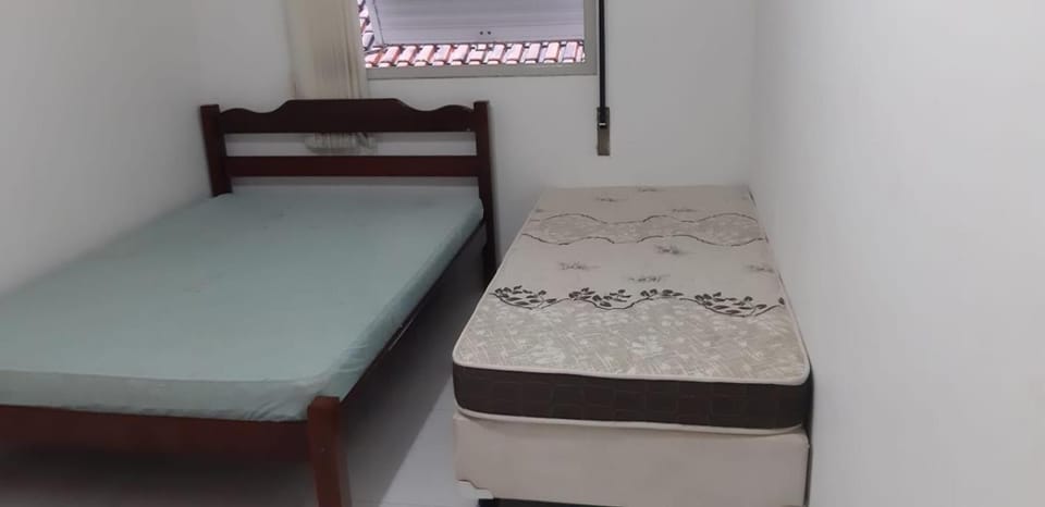 Apartamento a uma quadra da praia Apartment in State of São Paulo