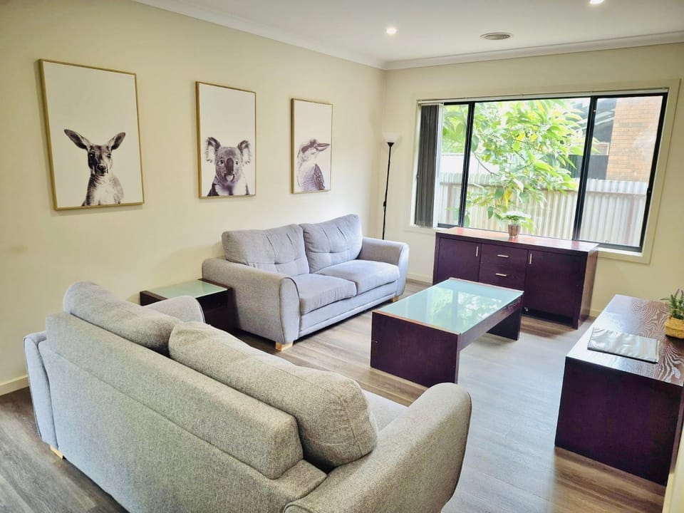 Lounge or bar, Seating area