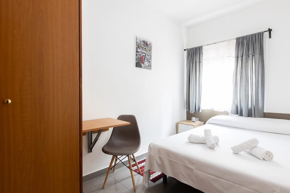 Pensión Galicia Bed and Breakfast in Maresme