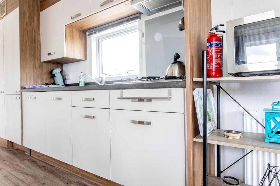 Chalet 3a op Recreatiepark De Wielen Apartment in North Holland (province)