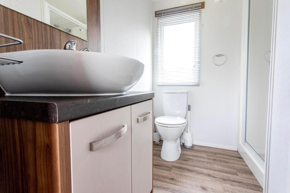 Chalet 3a op Recreatiepark De Wielen Apartment in North Holland (province)