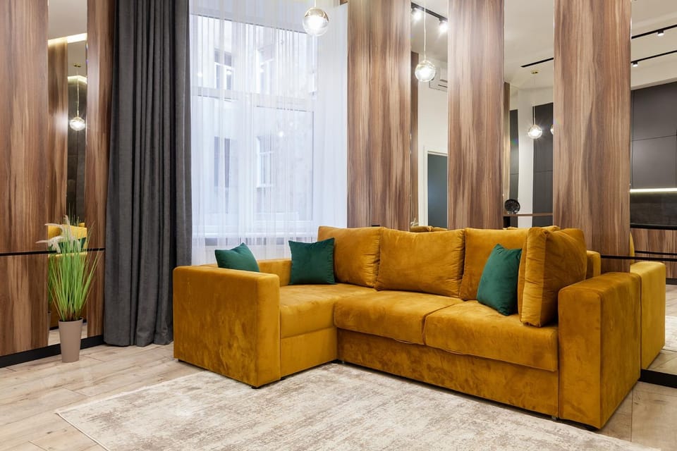 Royal apartment on Leontovicha 7/2 Apartment in Lviv