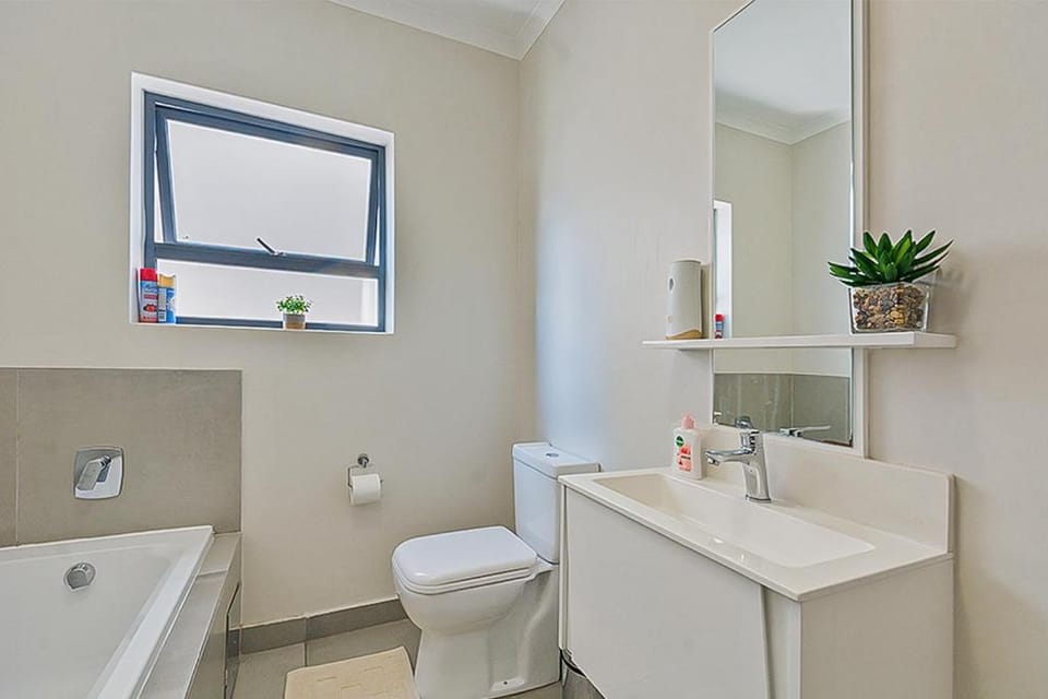 Daimyo Apartment in Sandton