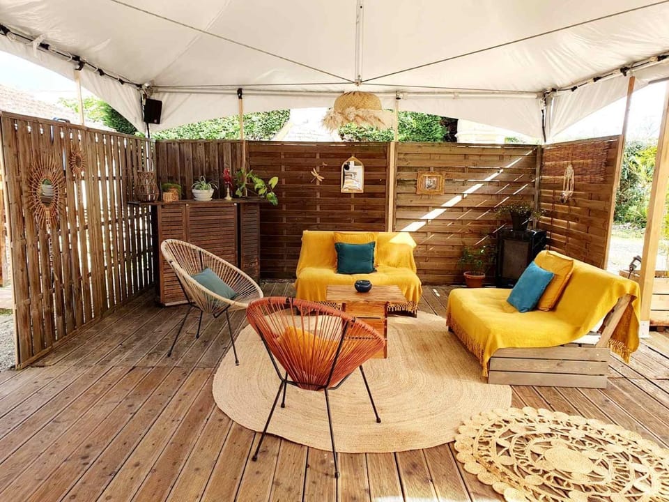 Patio, Restaurant/places to eat, Breakfast