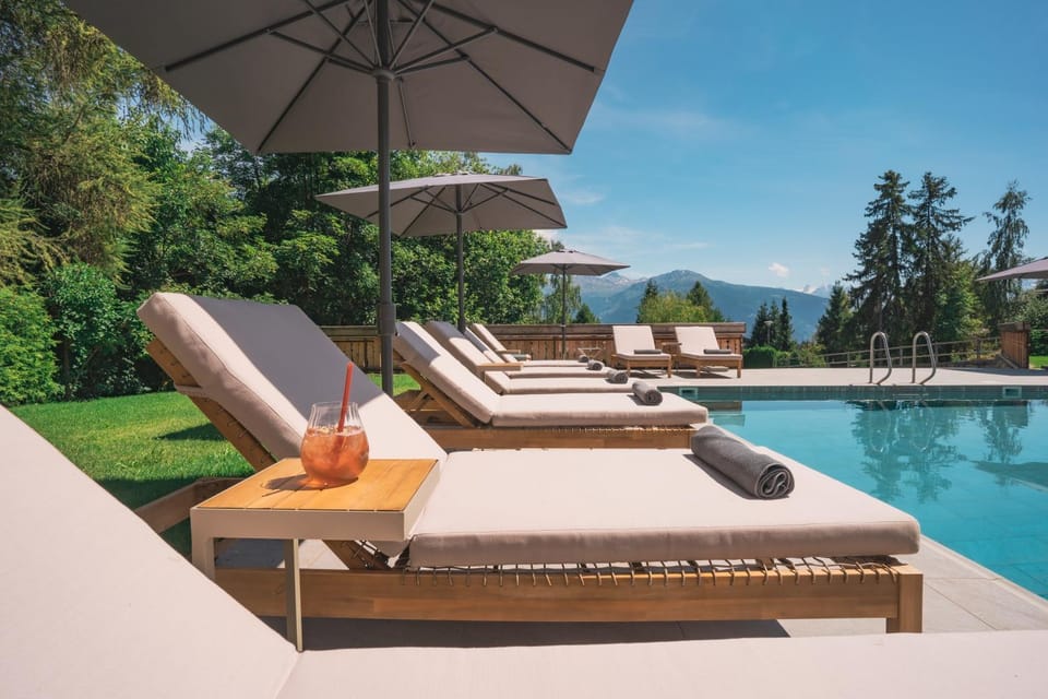 Patio, Mountain view, Pool view, Swimming pool